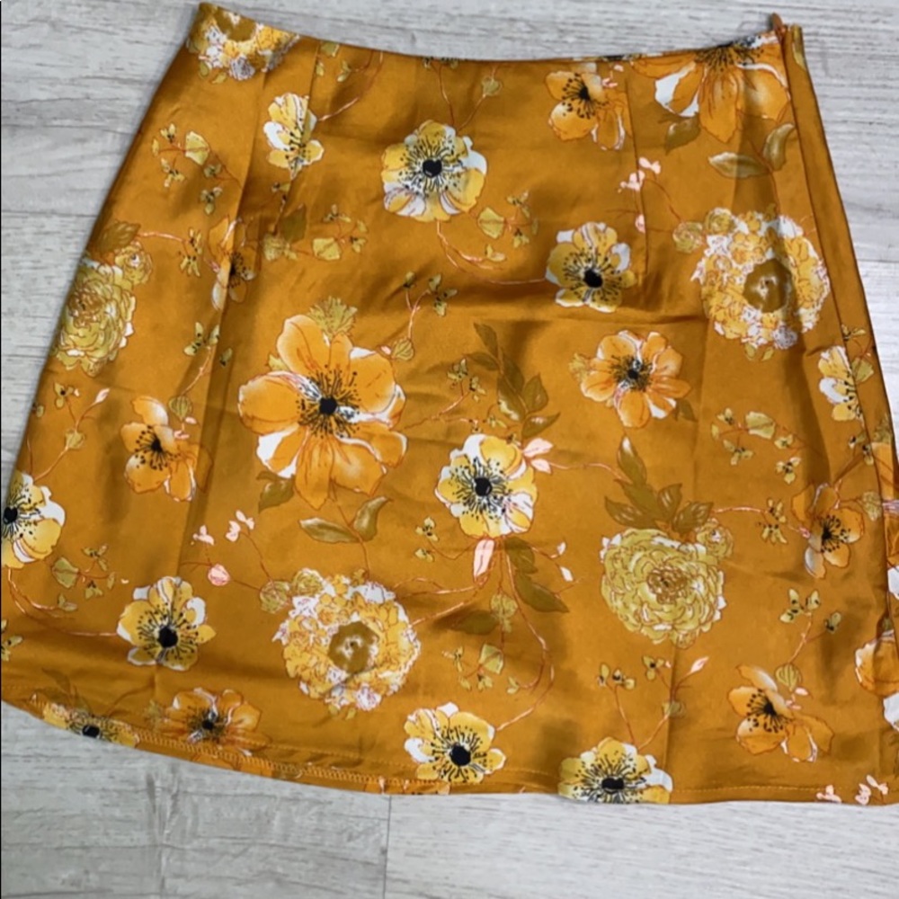 Princess Polly floral skirt